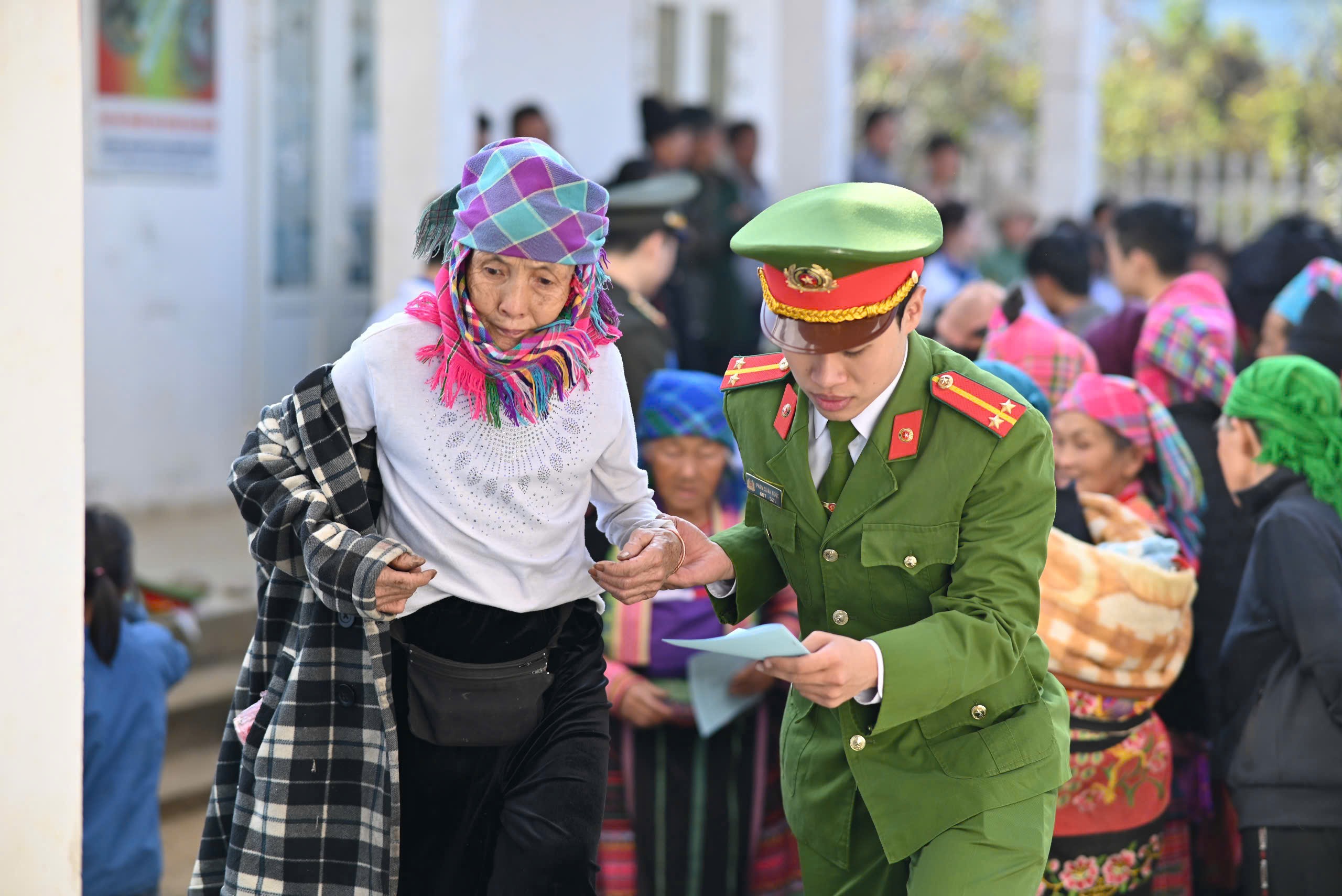 Chương trình “Đông ấm vùng cao”: Mang tình yêu thương, ấm áp đến với người dân tỉnh Lai Châu